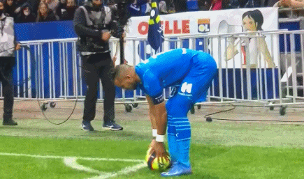 世体：马竞不打算在冬窗有太多引援，对明夏免签塞内西有兴趣（世体：马竞冬窗动作不大，意在明夏免签塞内西）