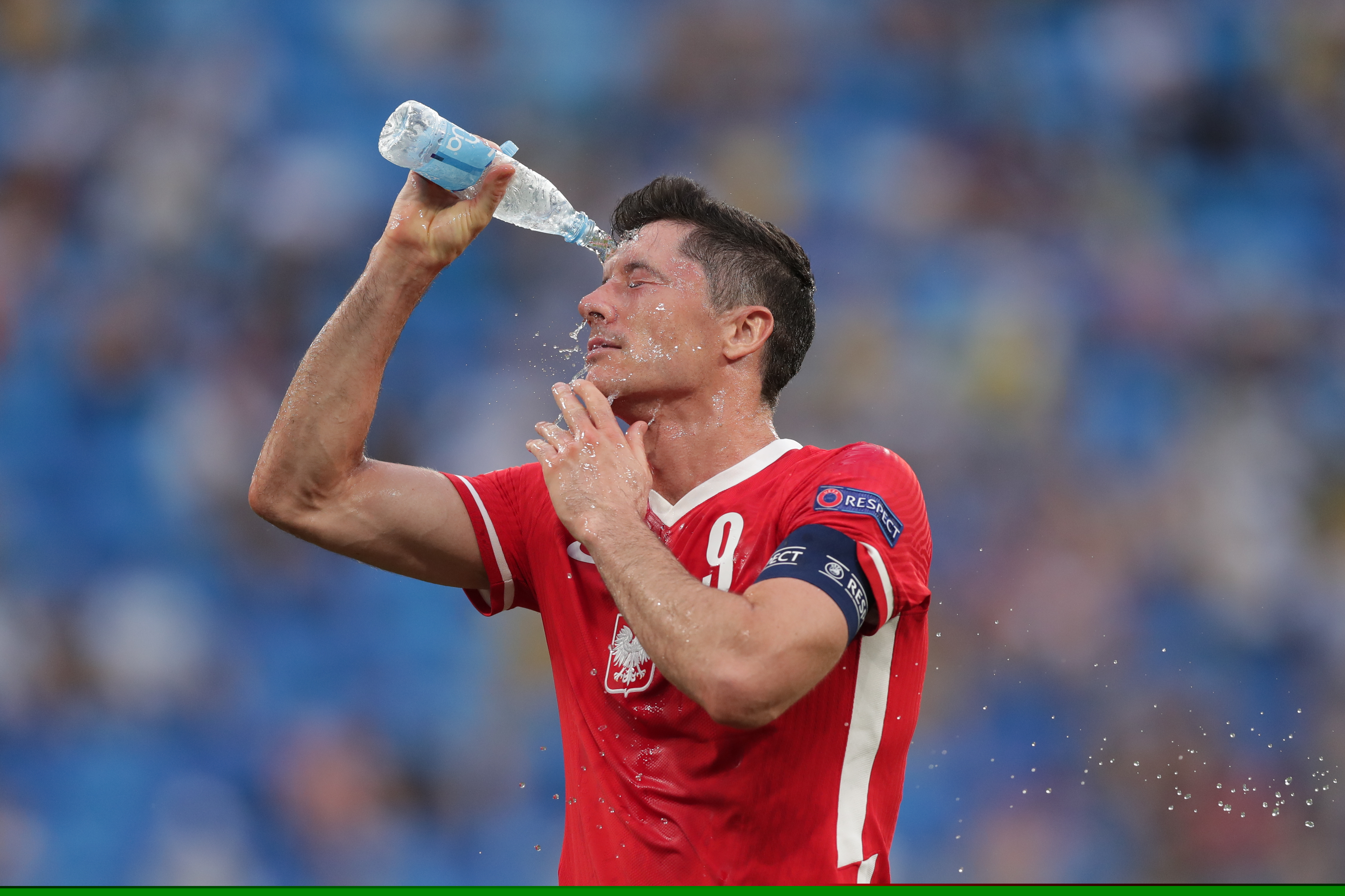 国安vs梅州：三外援PK四外援；张玉宁、王刚、曹永竞首发