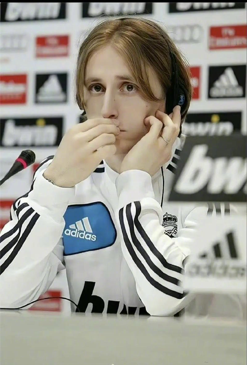 韩鹏：全力以赴完成俱乐部1500分和瓦科夺金靴的目标