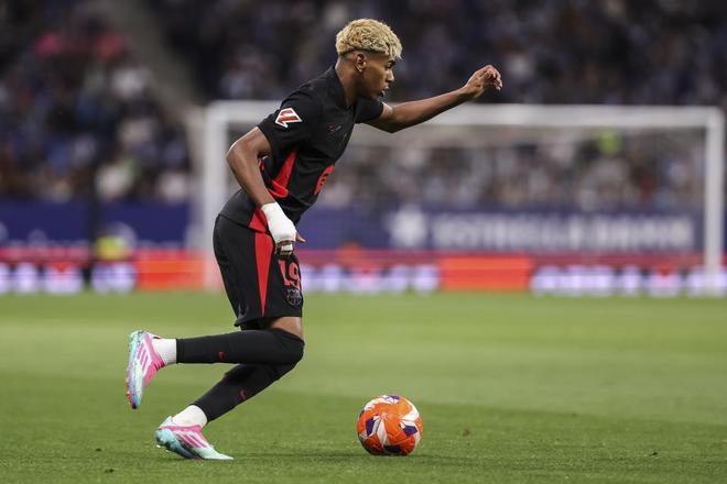 普利希奇：魔笛确实送了手机；看年轻队友表演会让我尬穿地心