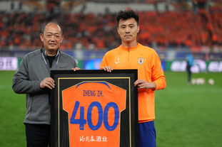 梅西决赛2助攻！率队3-1首次夺冠，一夜又创纪录：生涯47次捧杯